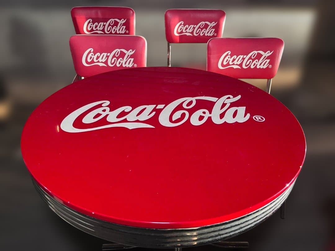 Coca-Cola センターテーブルと椅子セット