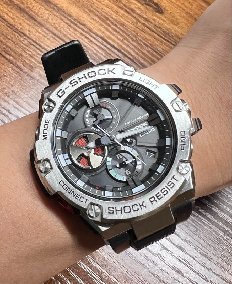 【美品】G-SHOCK GST−B100-1AJF Bluetooth機能付き