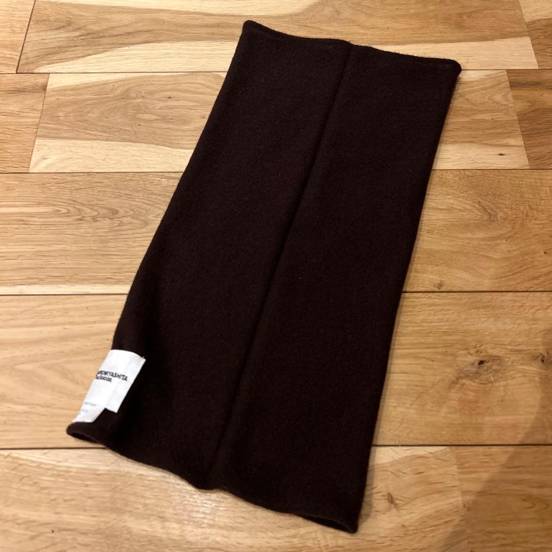 【新品】タカヒロミヤシタザソロイスト ネックウォーマー ブラウン