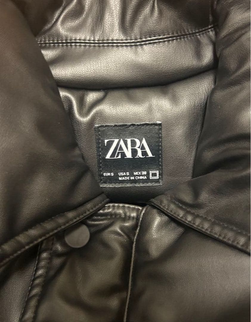 ZARAフェイクレザー 中綿ブルゾンボンバージャケット3833/308/800