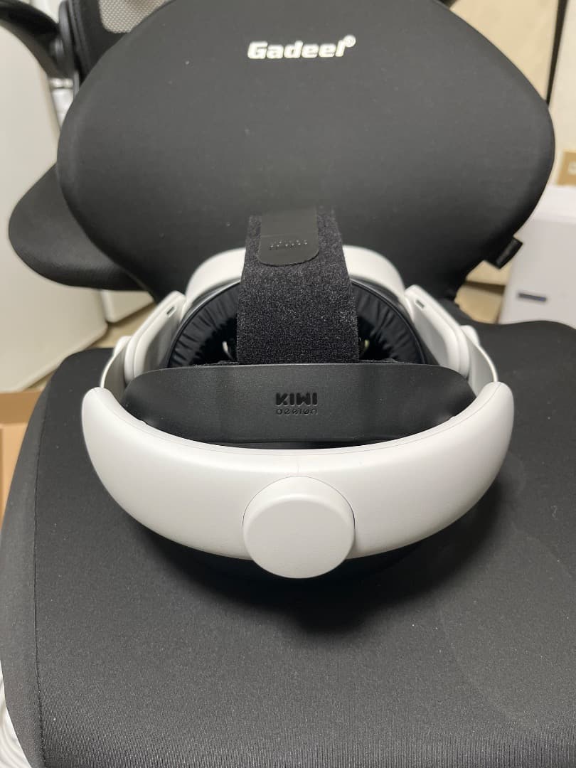 中古（箱無し） Quest 3s 128GB 換装済（純正品付）アクセ有