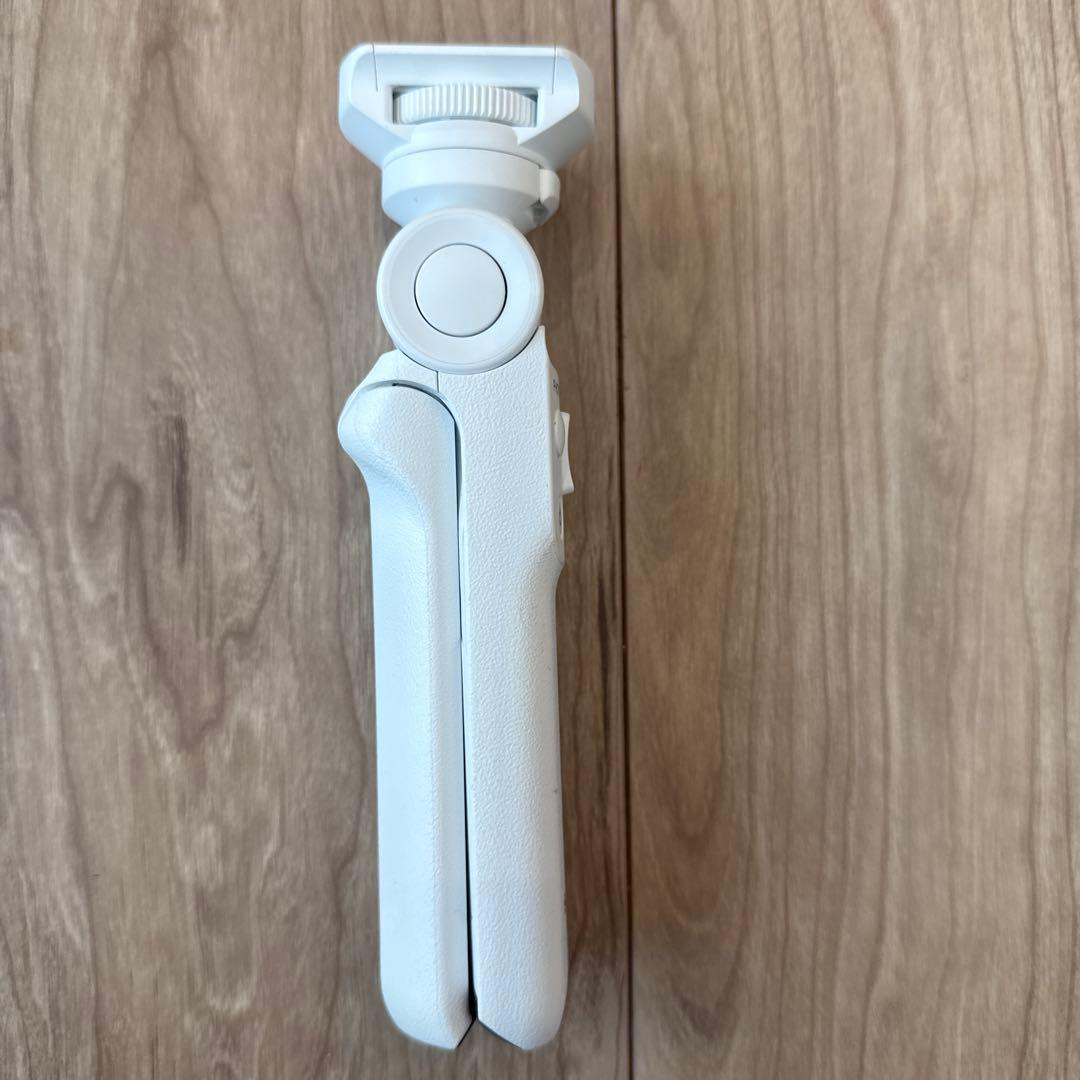 SONY ZV-E10レンズキット　シューティンググリップセット　白