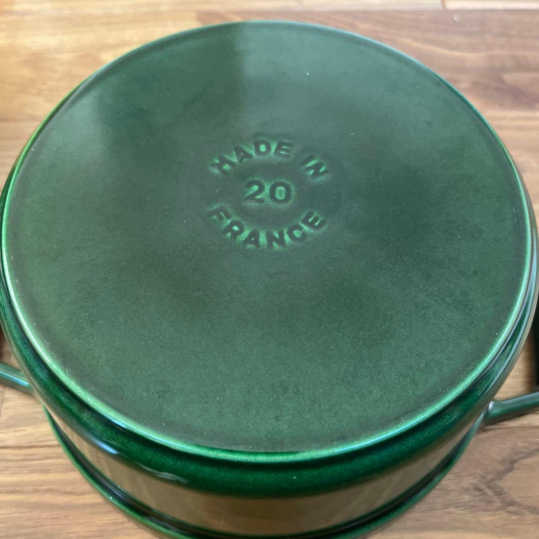 美品 STAUB ピコ ココット ラウンド 20cm バジルグリーン 両手鍋