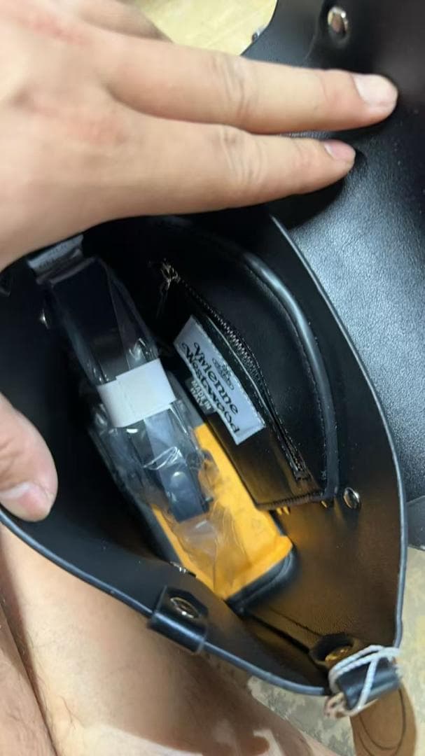 VIVIENNE WESTWOOD ショルダーバッグ