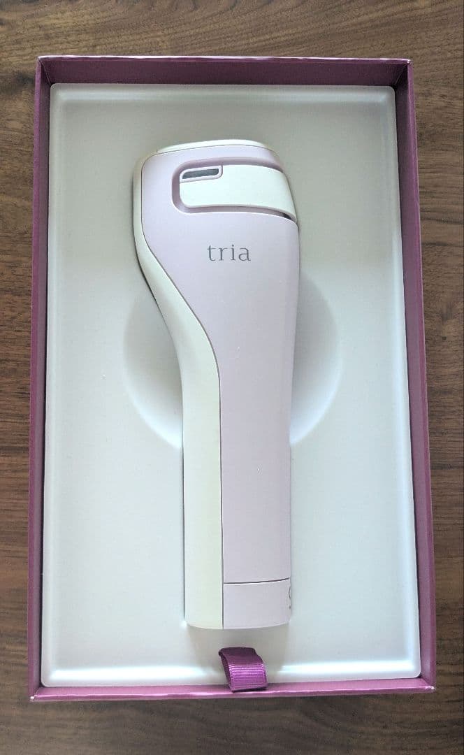 トリア・スキンエイジングケアレーザー