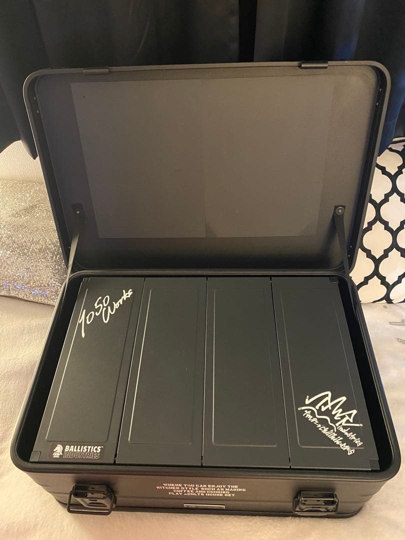 ヴェントラクス　アルミコンテナ　パンドラ　46L ブラック