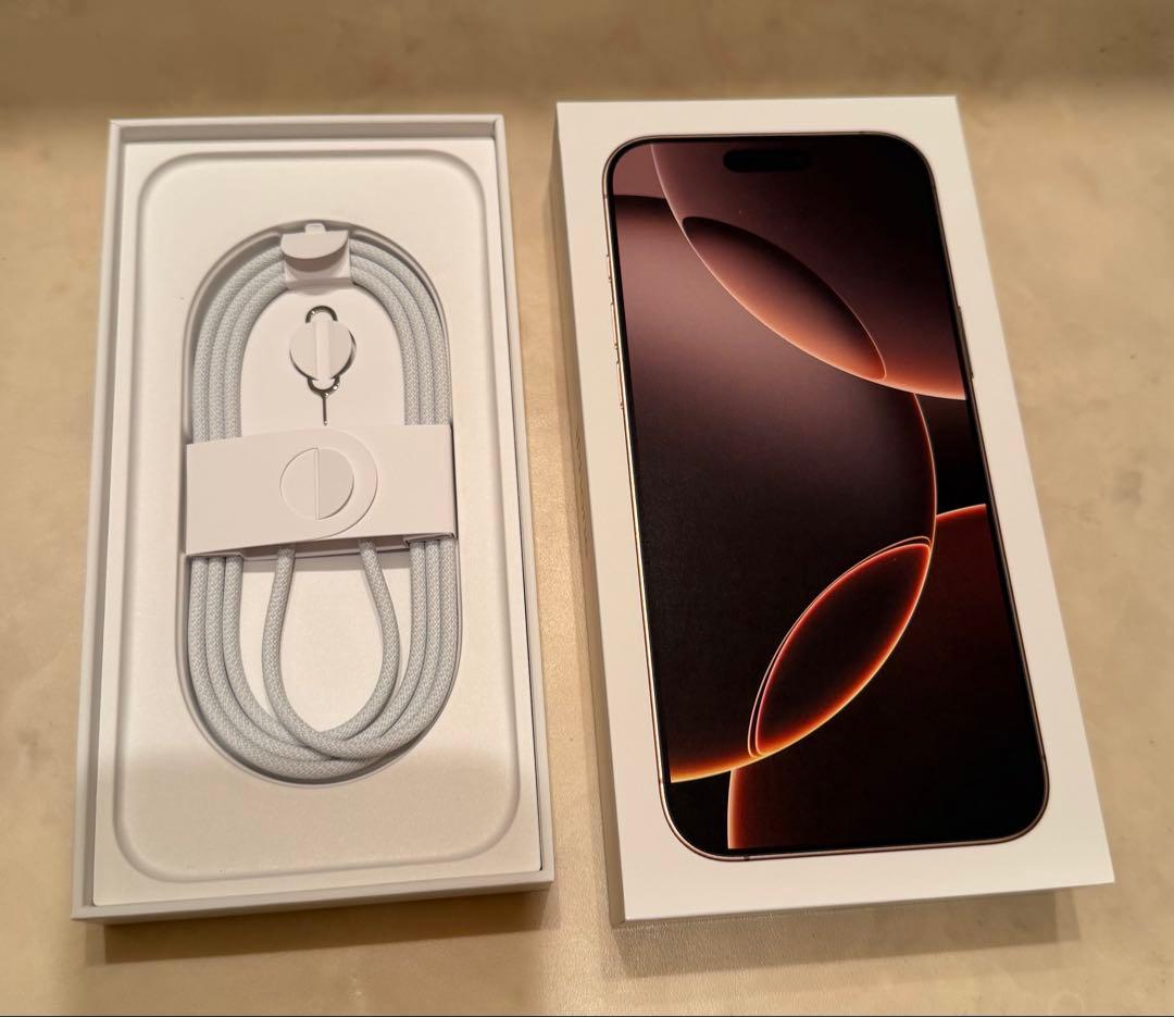 美品Apple iPhone 16Pro Max 512GB デザートチタニウム