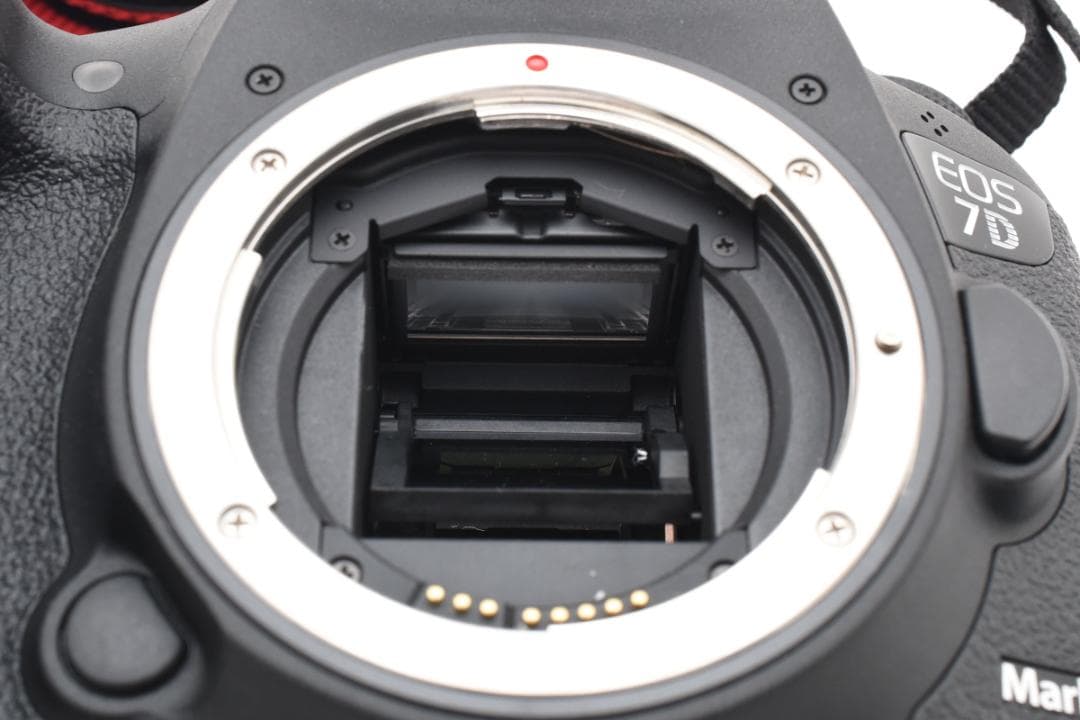 ■美品■ Canon EOS 7D Mark II デジタルカメラボディ