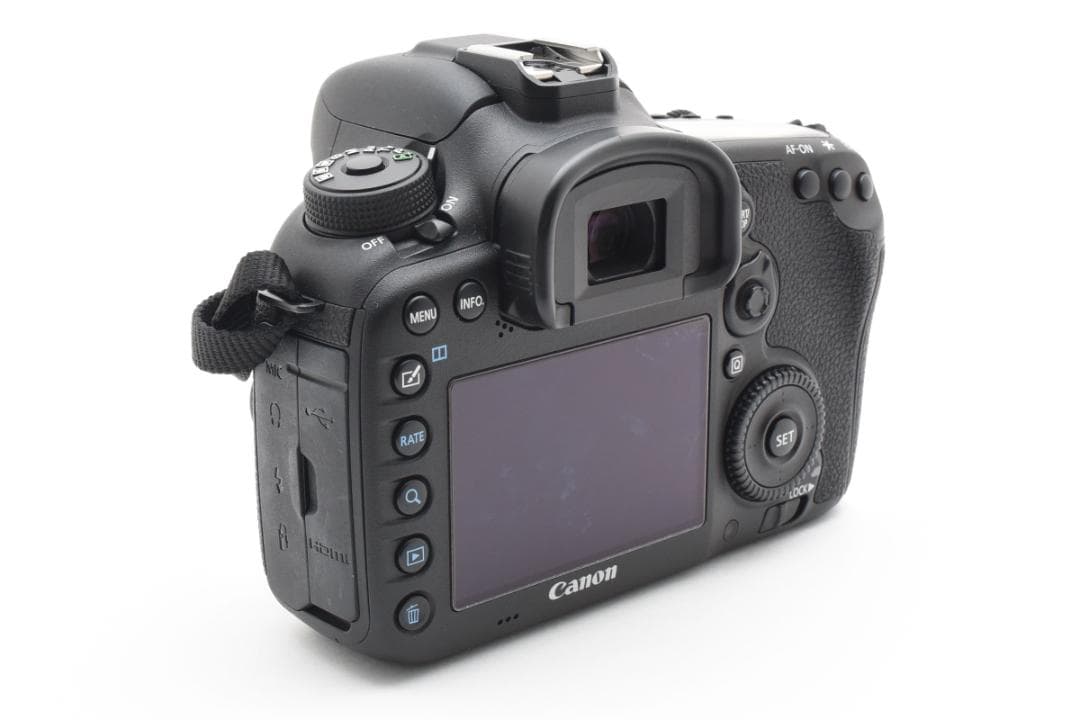 ■美品■ Canon EOS 7D Mark II デジタルカメラボディ