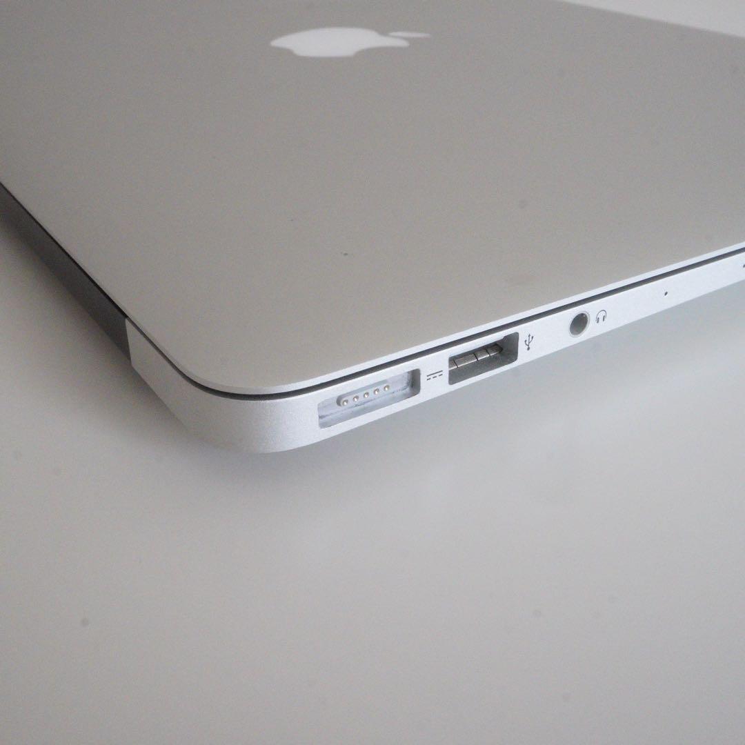 MacBook本体 MacBook Air Mid 2013 128GB