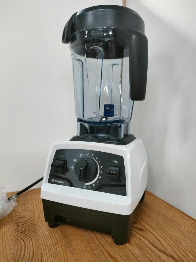 【新品、未使用】バイタミックス　E520　ホワイト　1598