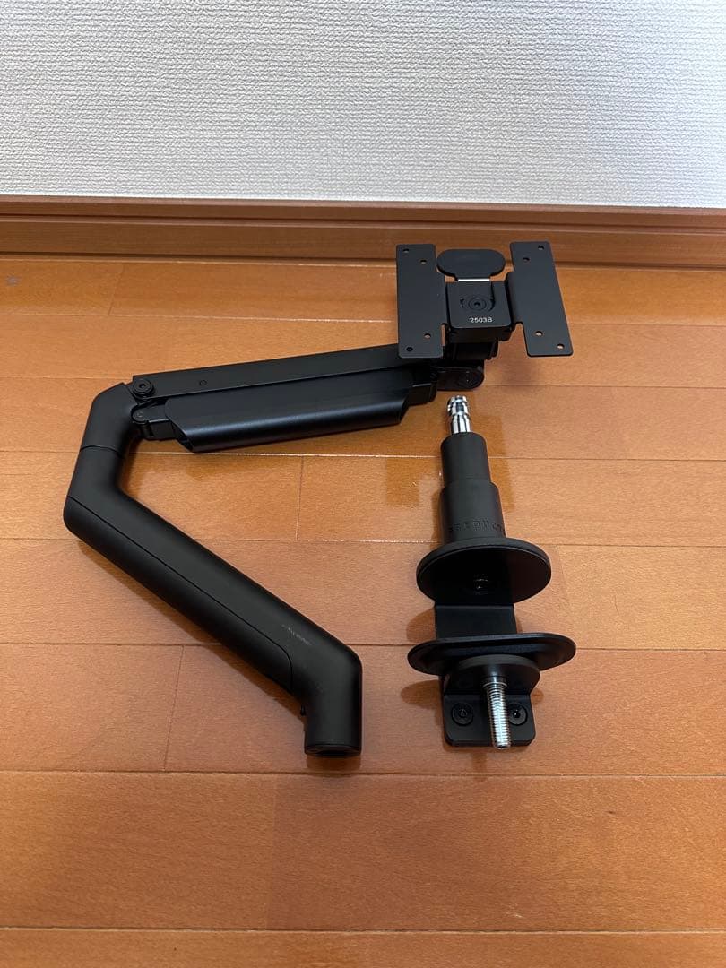 [うち]モニターアーム　PREDUCTS