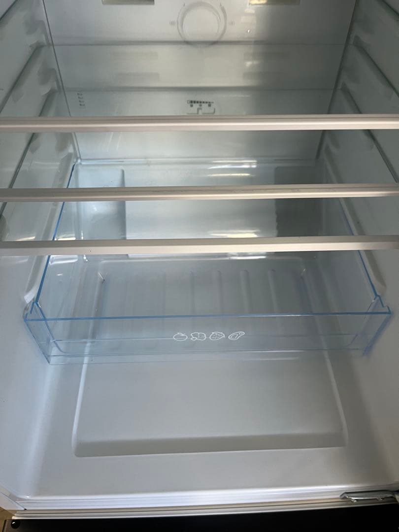 ハイセンス製 HR-D1304 130L 2ドア冷蔵庫(21年製)T