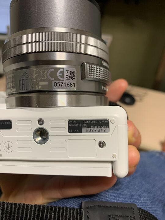 SONY ZV-E10 ホワイト + SELP1650 レンズ