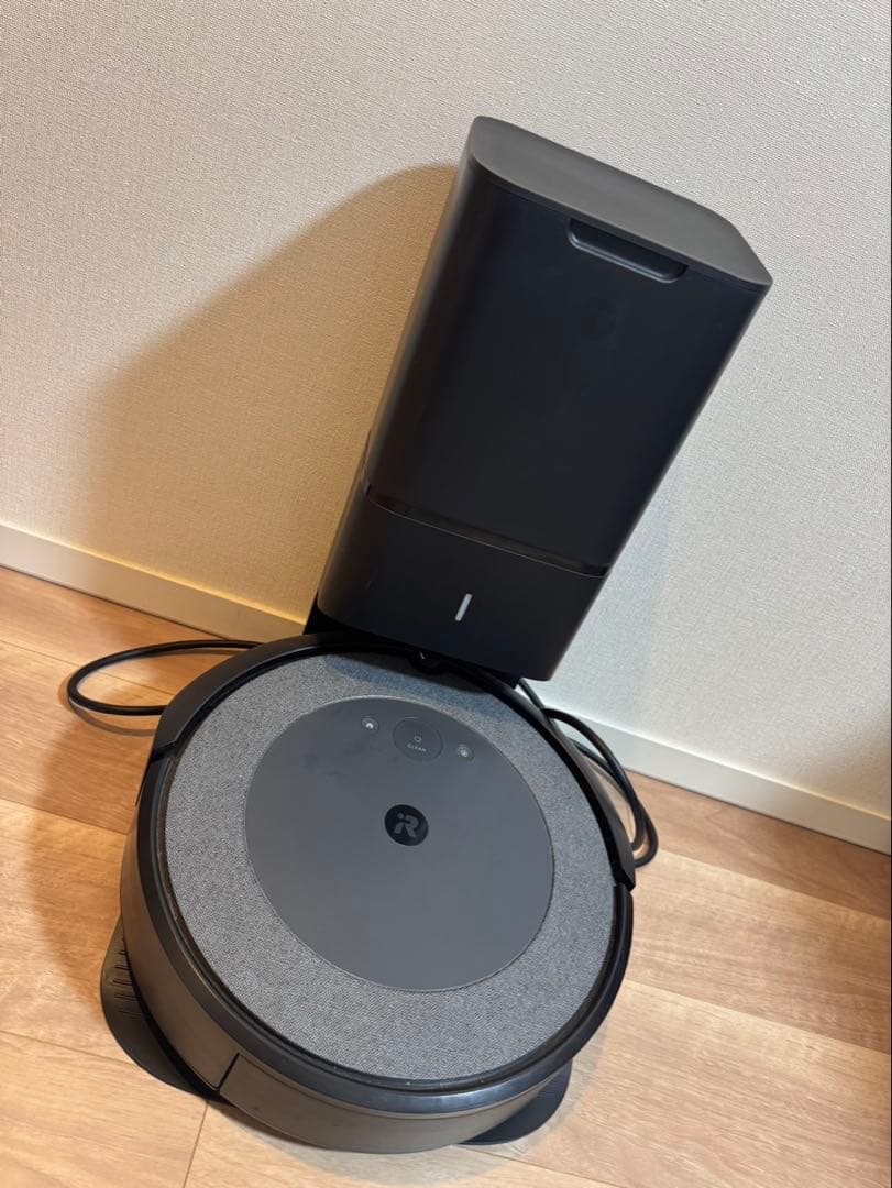 iRobot Roomba i3 本体