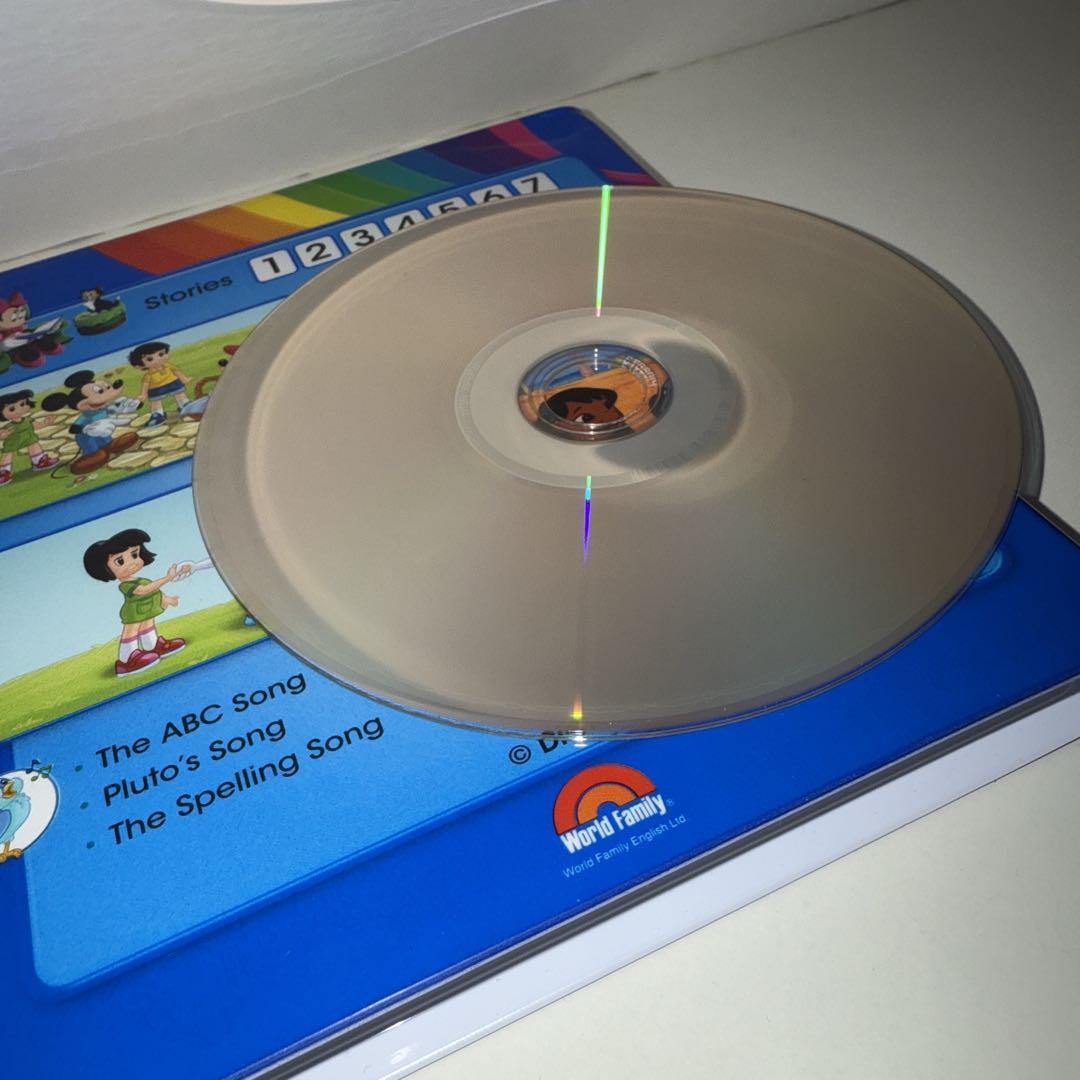 最新　ストレートプレイ ブルーレイ　DWE　ディズニー英語【比較的良好】