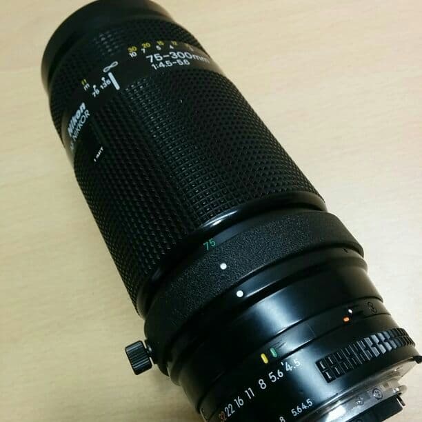 銘玉 望遠 Nikon AF NIKKOR 75-300mm F4.5-5.6
