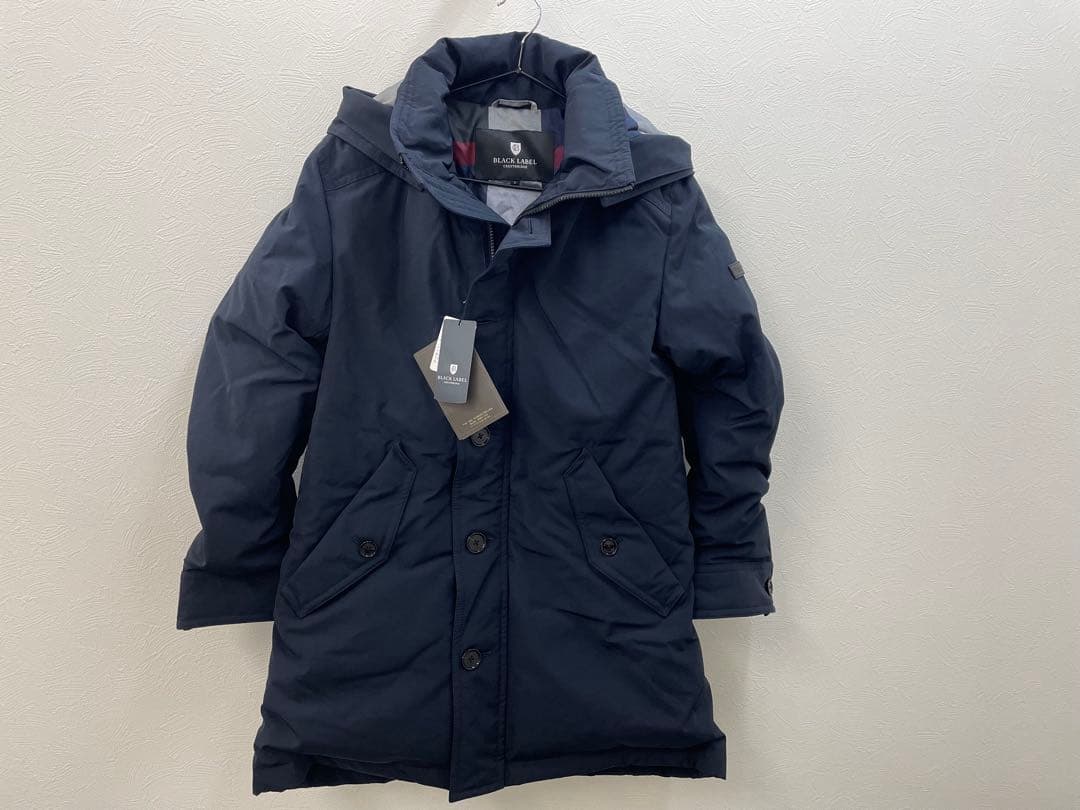 【新品未使用】ブラックレーベル クレストブリッジ　メンスダウンコート　Mサイズ