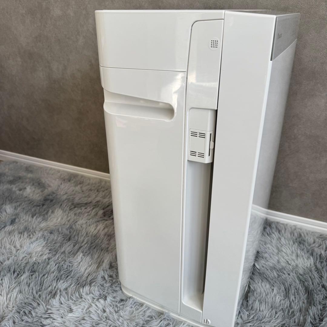 DAIKIN 空気清浄機 ホワイト 2020年製　【MCK70WJ-T】