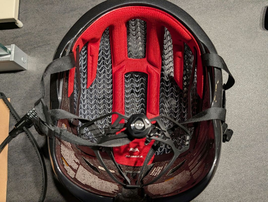 【期間限定値下げ】Madone SL 6 Di2 Gen 6 + 未使用備品一式