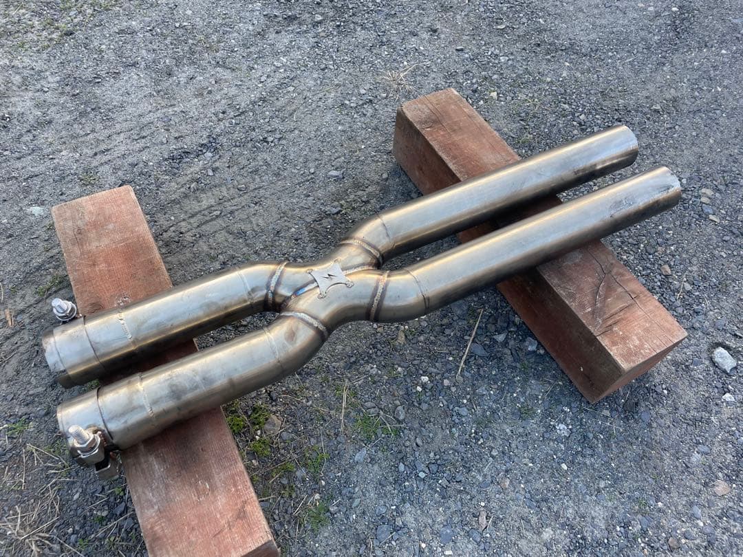 マセラティ　グラントゥーリズモ　センターパイプ