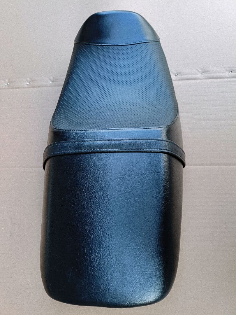 デイトナ ロー シート CB400SF NC39 NC42 定価45,100円