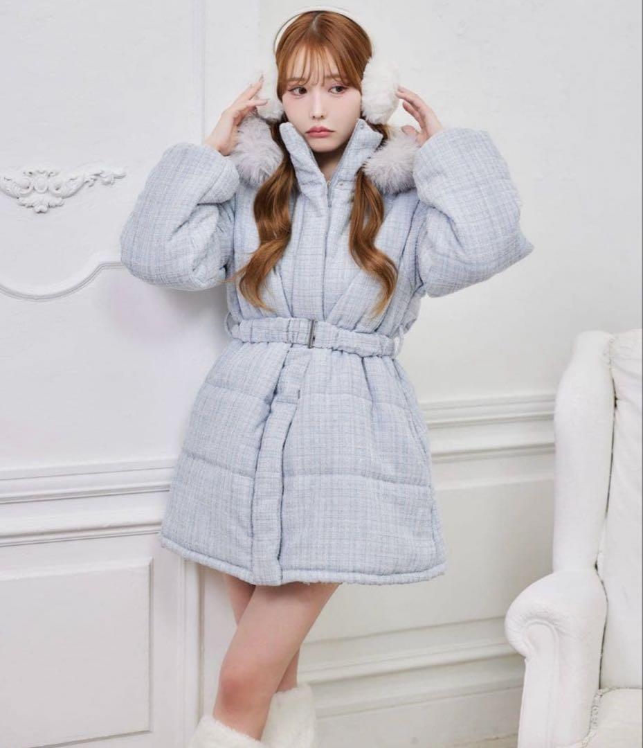 ベルト付きフェイクファーフードフェイクダウン