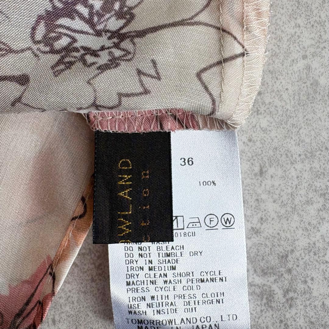 2024✨TOMORROWLAND ピオニープリントギャザーネックブラウス