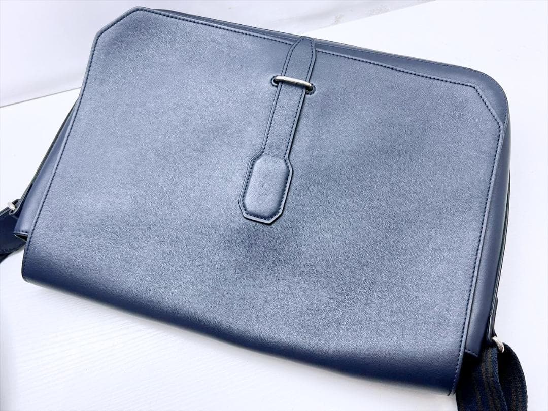 美品　Dunhill　ダンヒル　ハムステッド　ショルダーバッグ　メッセンジャー