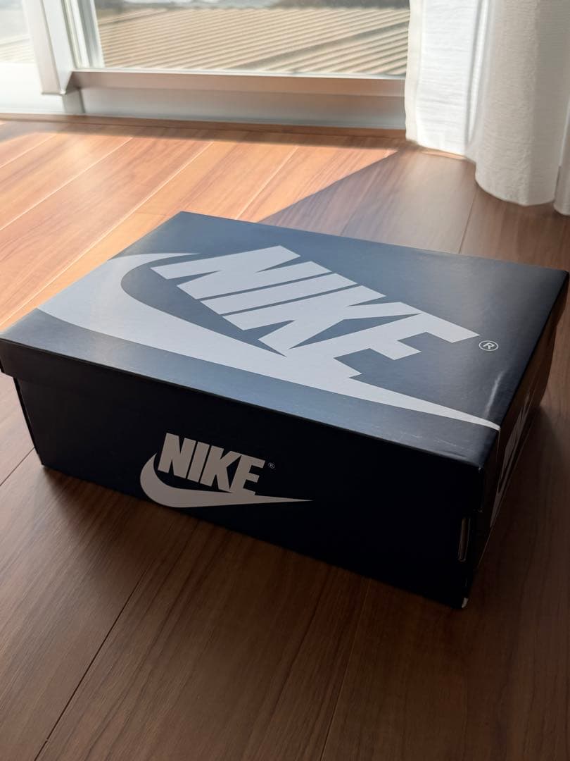 靴 Nike Air Jordan 1 High Midnight Navy