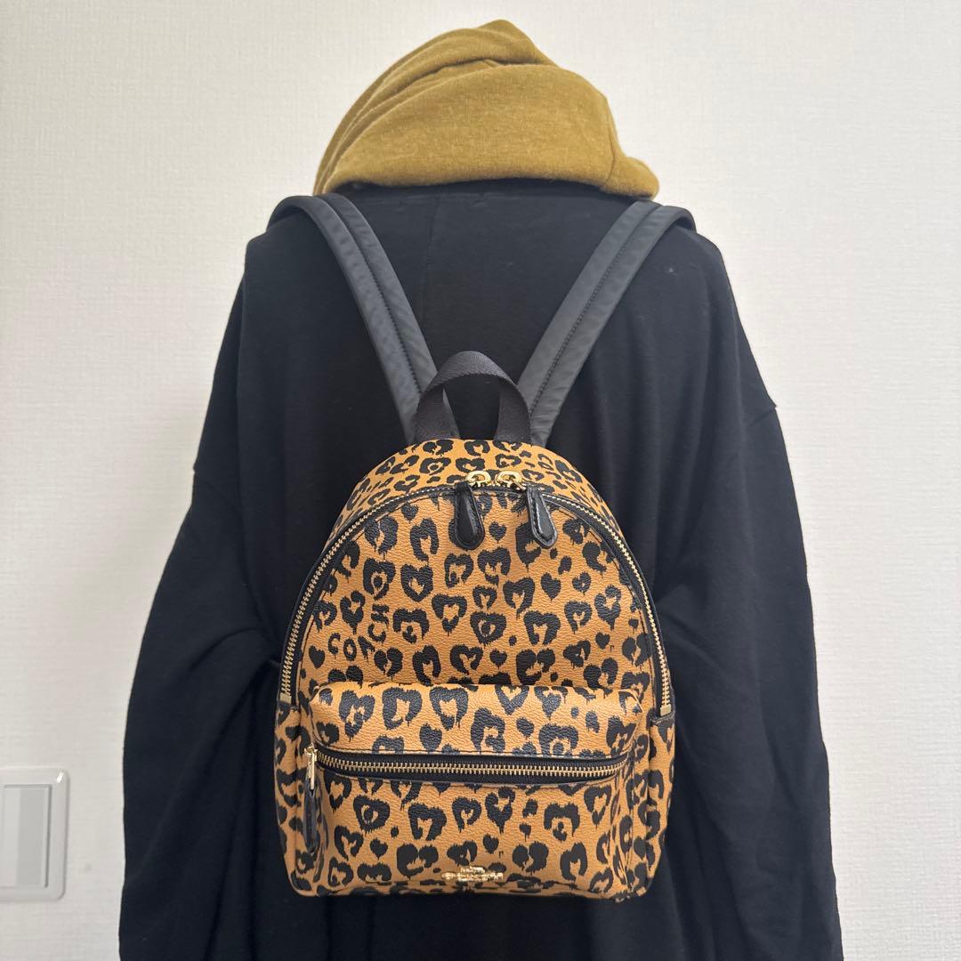 【美品】COACH レオパードミニリュック