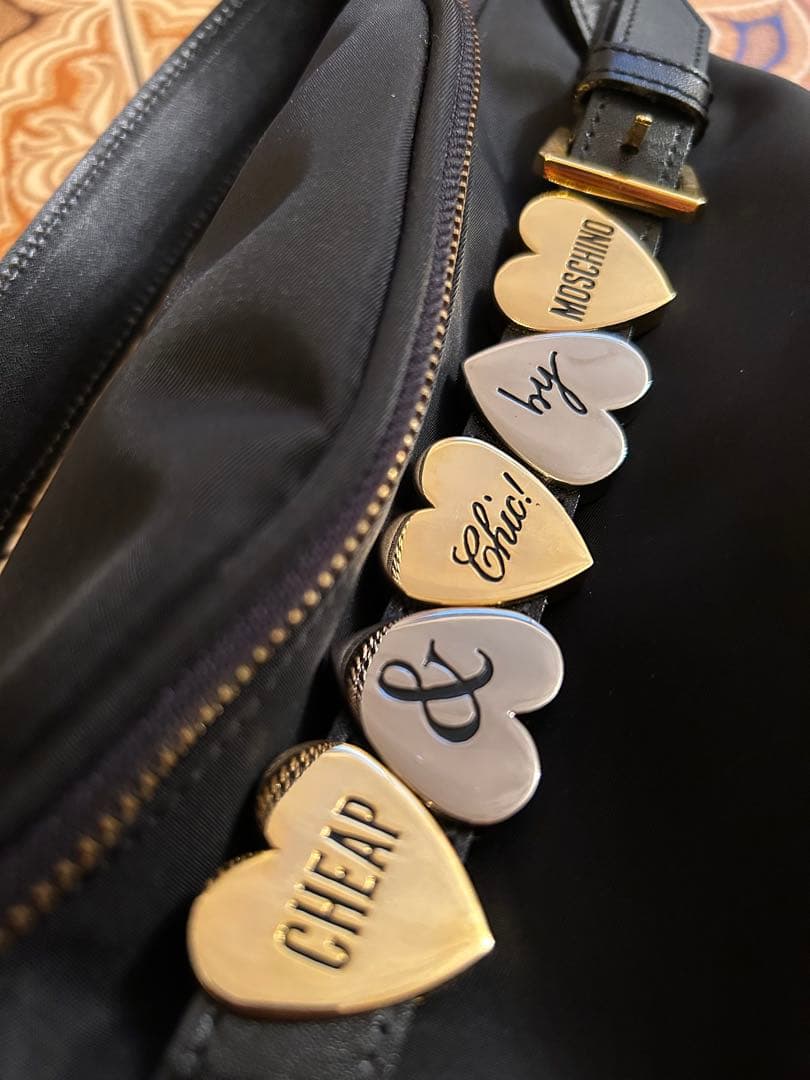 Moschinoモスキーノハートチャーム ボディバッグ　レトロ　ヴィンテージ古着