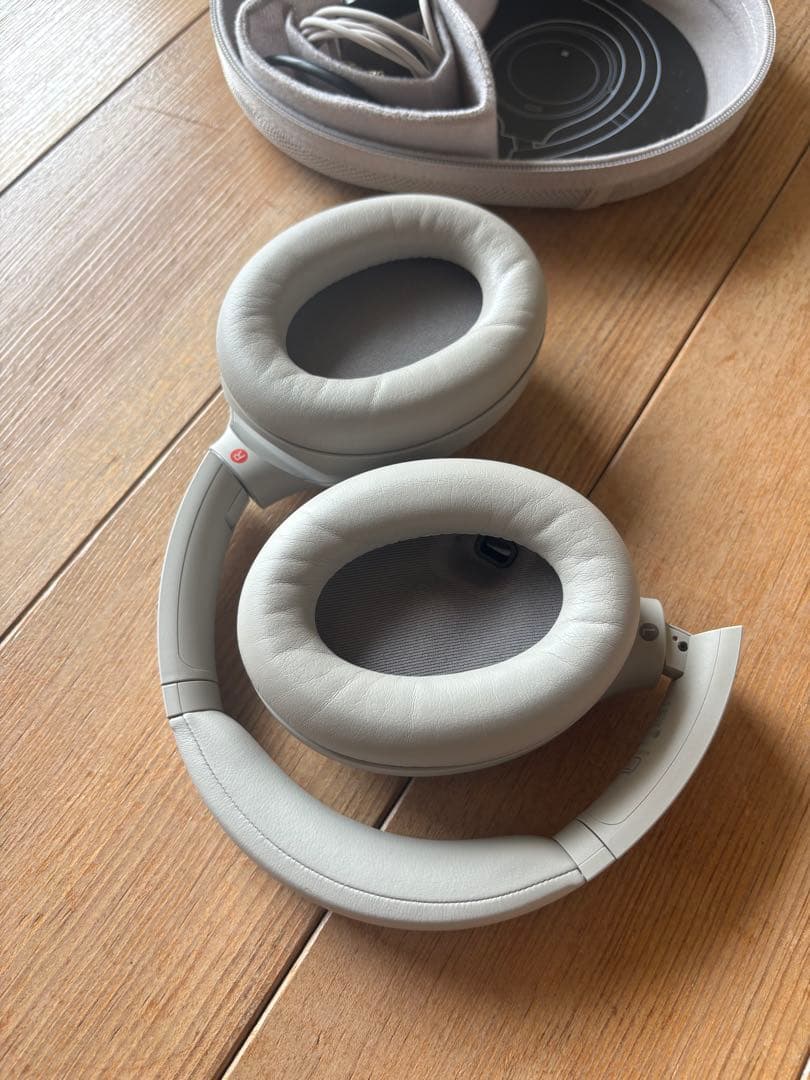 SONY ワイヤレスヘッドホン グレー