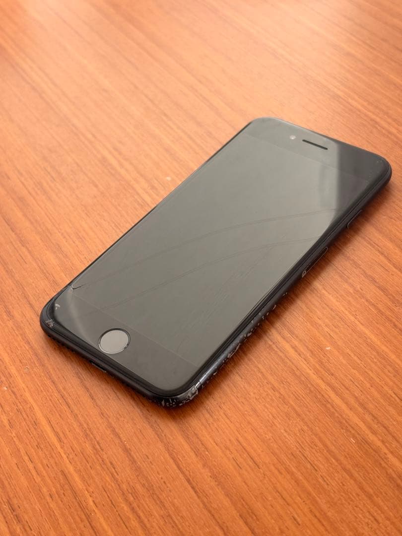 Apple iPhone SE 第二世代 MHGP3J/A 256GB