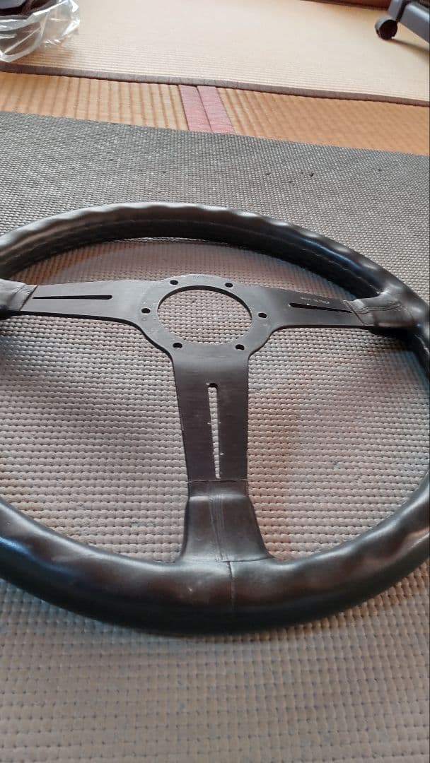 ナルディステアリング　36Φ