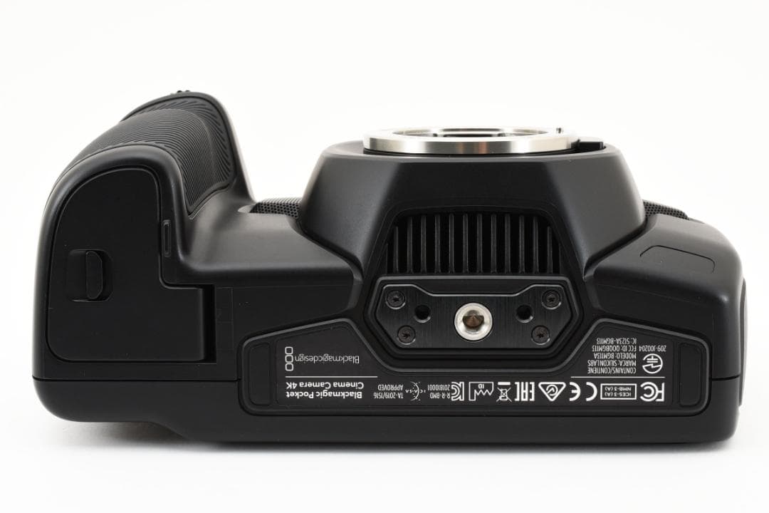 Blackmagic Pocket Cinema Camera 4K 本体