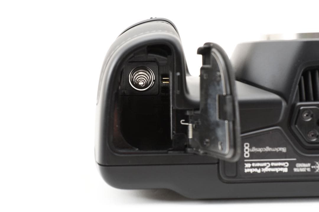 Blackmagic Pocket Cinema Camera 4K 本体