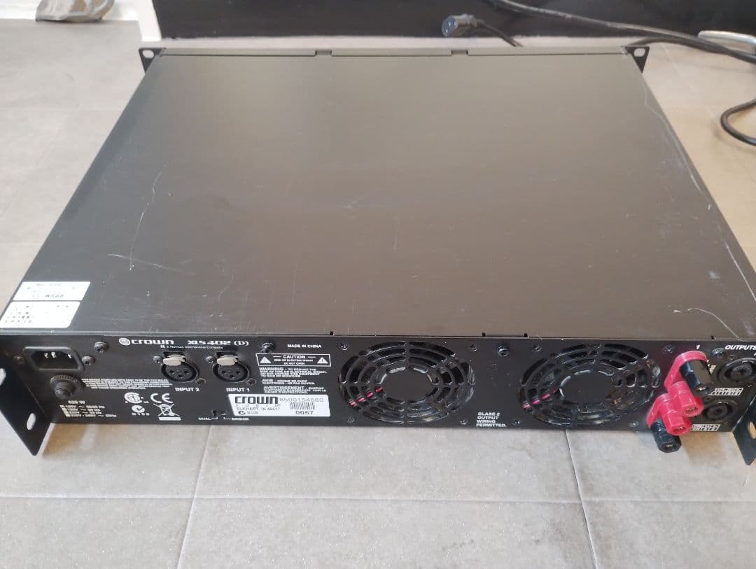 動作確認済み AMCRON 業務用 パワーアンプ XLS 402 アムクロン