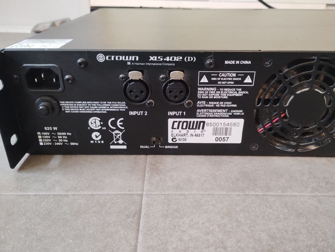 動作確認済み AMCRON 業務用 パワーアンプ XLS 402 アムクロン