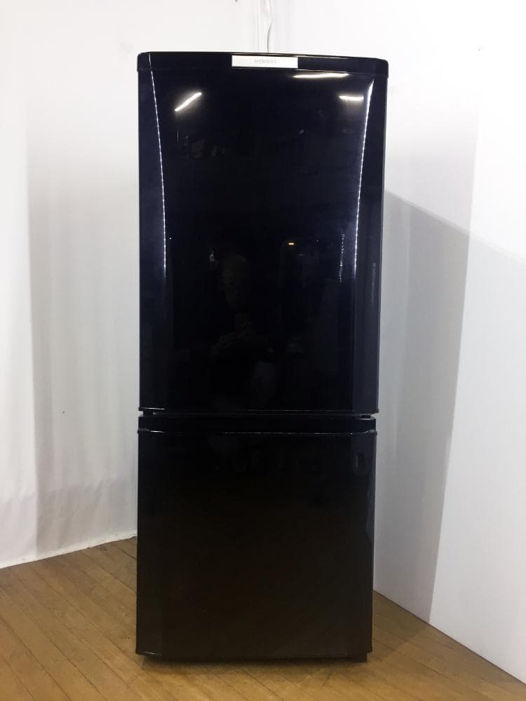 ★30日迄！送料無料★三菱 146L 冷蔵庫【MR-P15X-B】EMRI