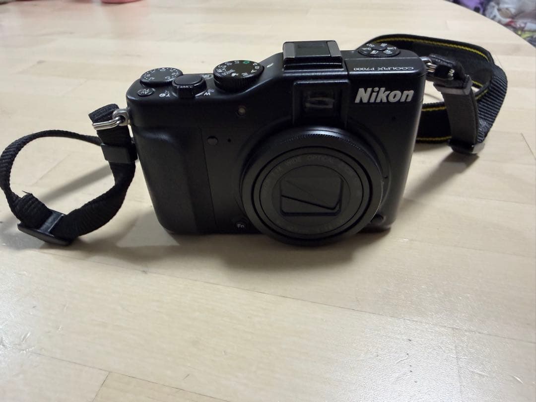 Nikon COOLPIX P7000 ジャンク