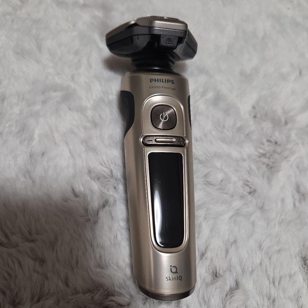 やっひーPHILIPS S9000 Prestige SP9883/36