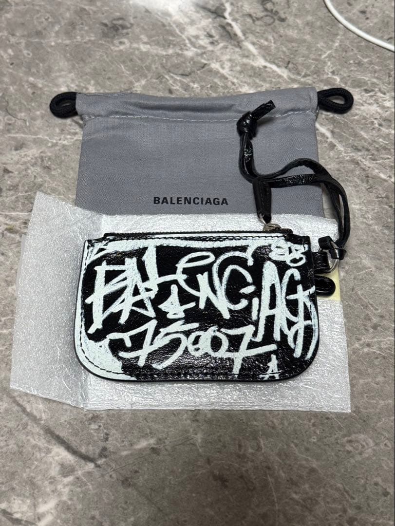 小物 BALENCIAGA cagole graffiti coin case