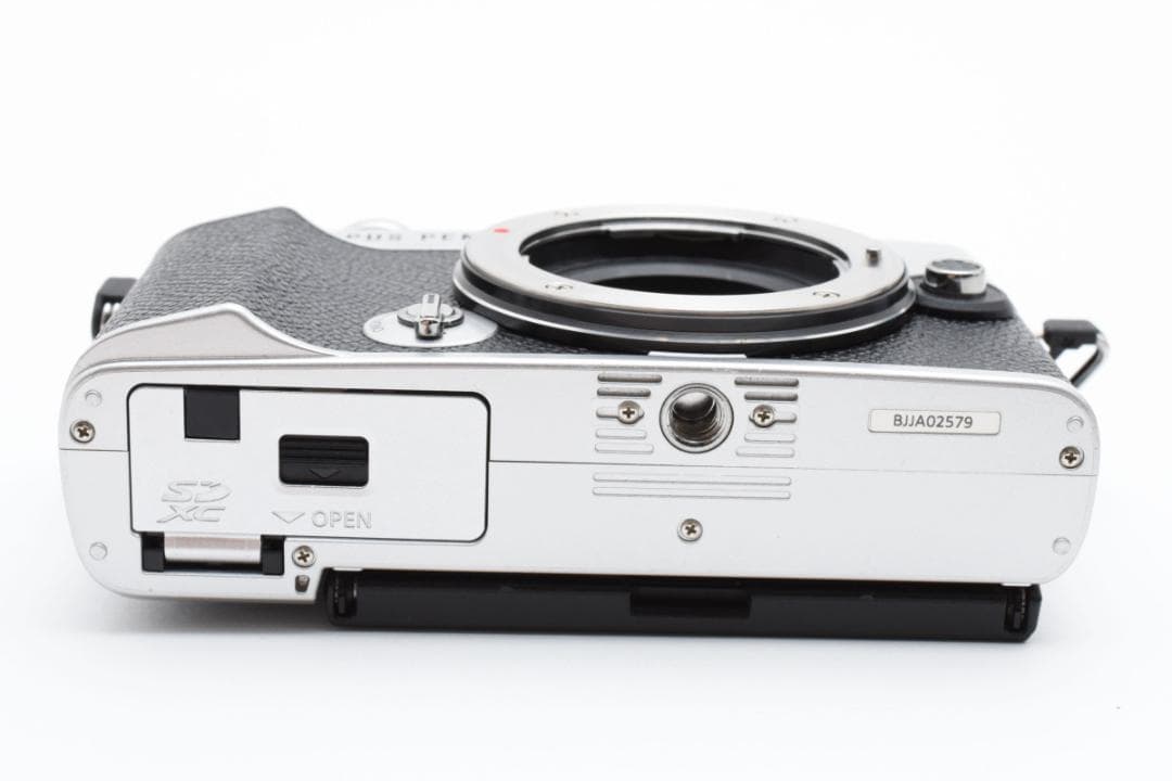 ゆ*ん様 オリンパス　Olympus E-P7 　#2416964