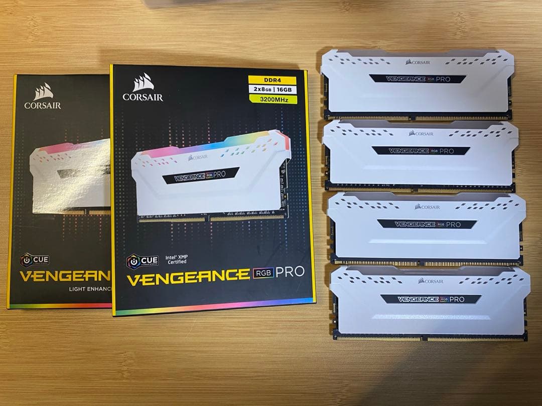 Corsair Vengeance RGB PRO 4枚　3200 16GB