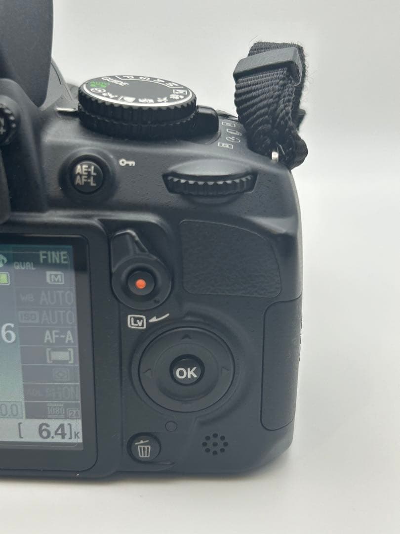 Nikon ニコン D3100 デジタル一眼レフカメラ