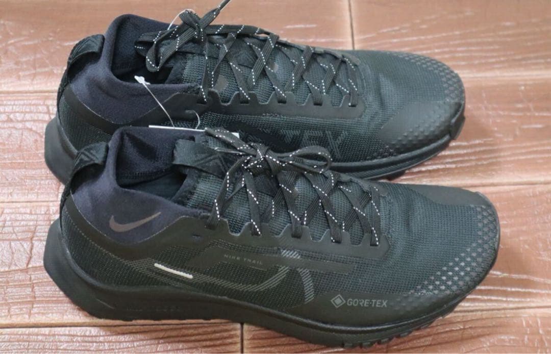 ナイキ　リアクト ペガサス　トレイル 4 ゴアテックス V2 防水