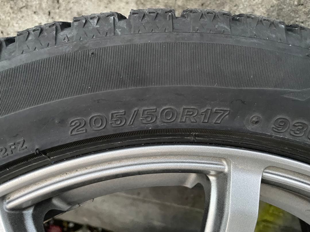 205/50R17 BRIDGESTONE VRX2 スタッドレスタイヤ　4本