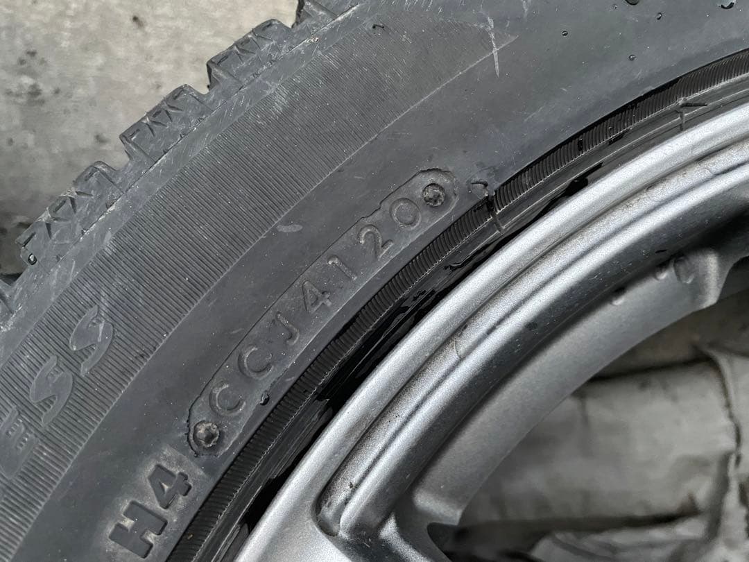 205/50R17 BRIDGESTONE VRX2 スタッドレスタイヤ　4本