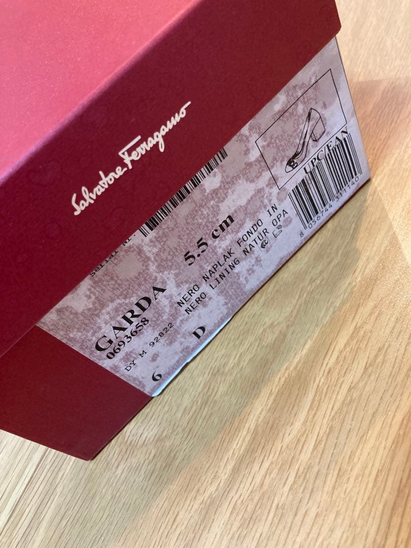 SalvatoreFerragamo GARDA 5.5/23cm相当